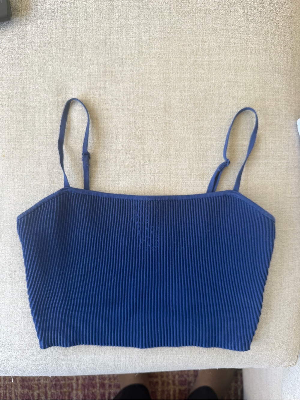 Aritzia Babaton Sculpt Knit Cami Crop Top